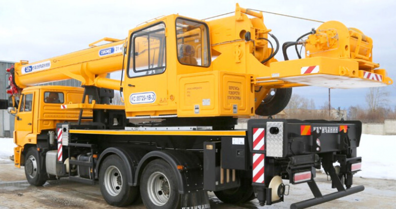 КС-55729-1В-3 Автомобильный кран
